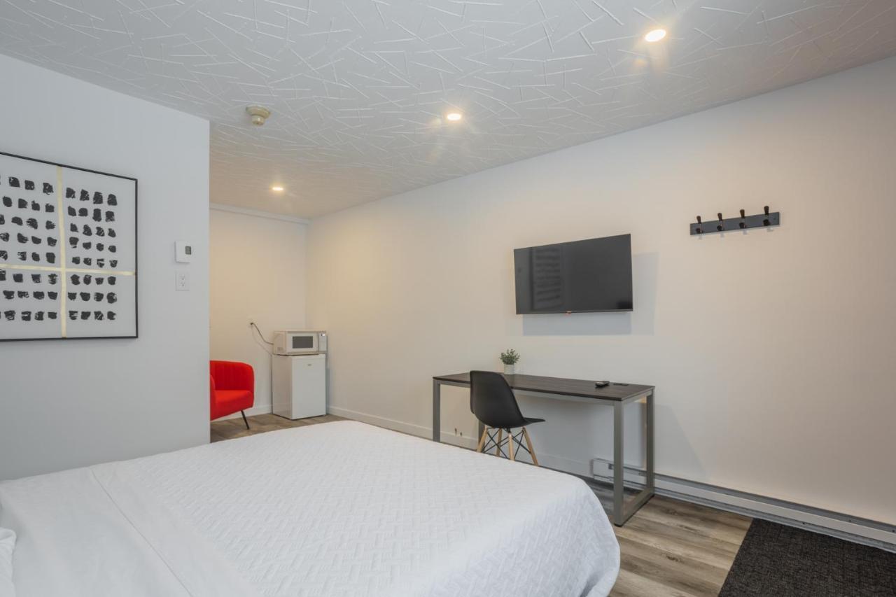Motel Champlain Brossard Exterior foto
