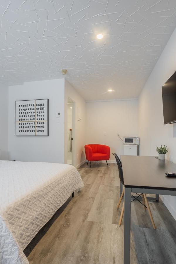 Motel Champlain Brossard Exterior foto